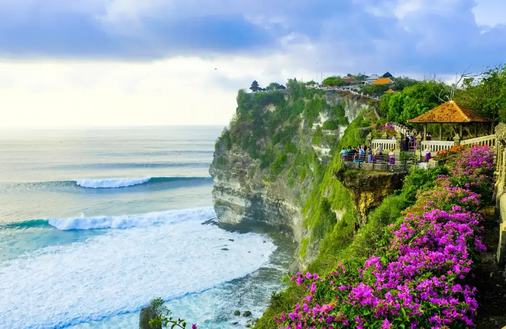 Munduk bali ocean coast near uluwatu temple in bali